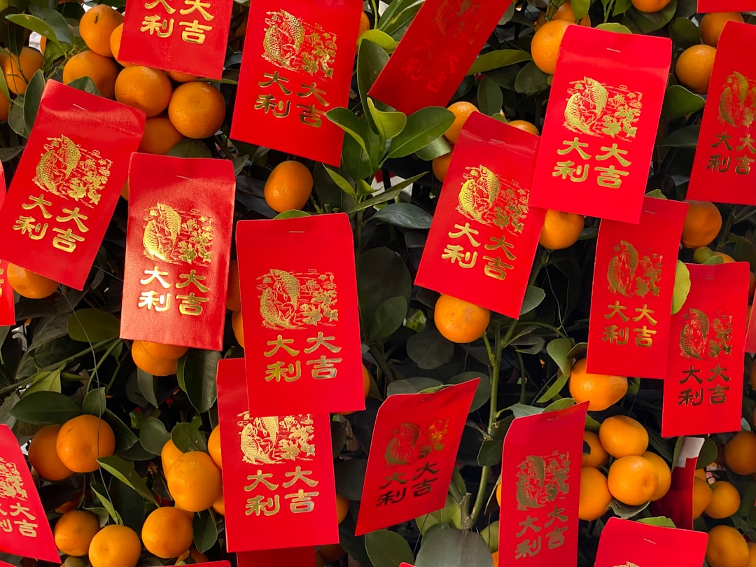 red and yellow fruit box